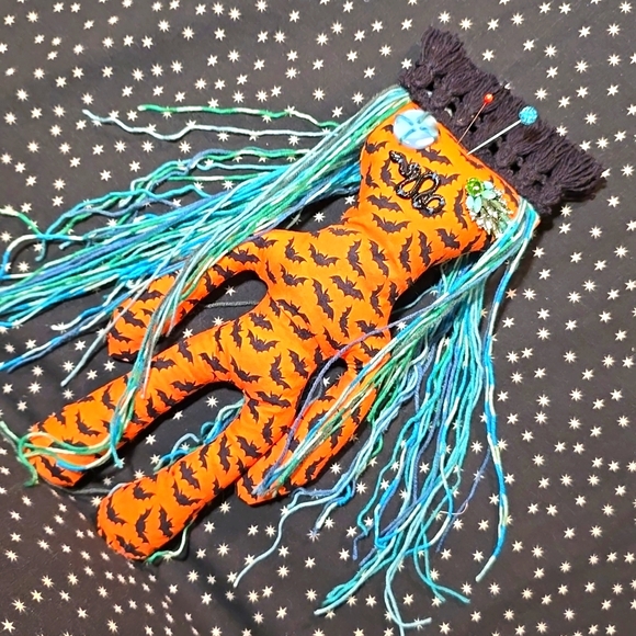 Voodoo Doll - Picture 1 of 4